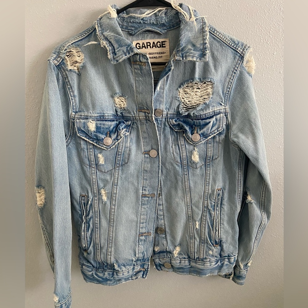 Size small